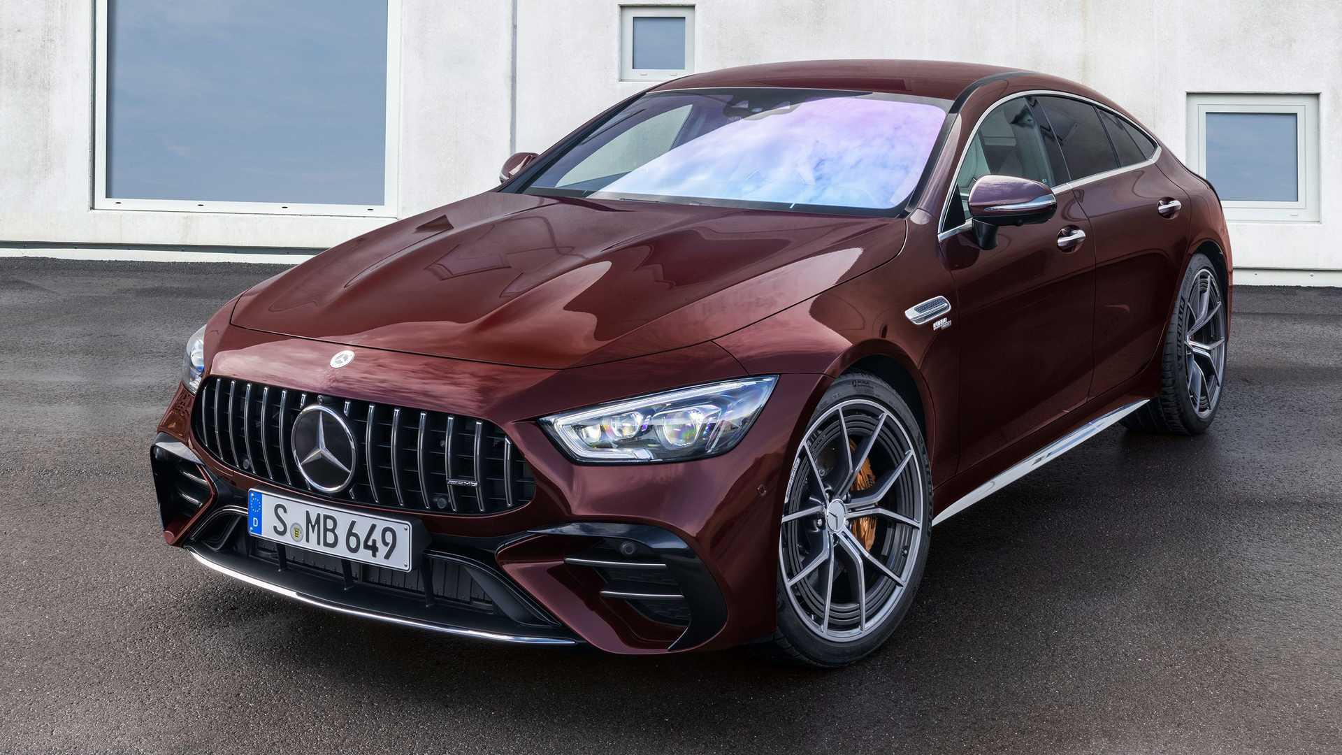 兼顾豪华与性能的gt级轿跑 2022款 奔驰 amg gt 4门版