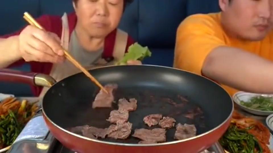 干煎牛肉片的做法 干煎牛肉片怎么做 干煎牛肉片的家常做法 心食谱