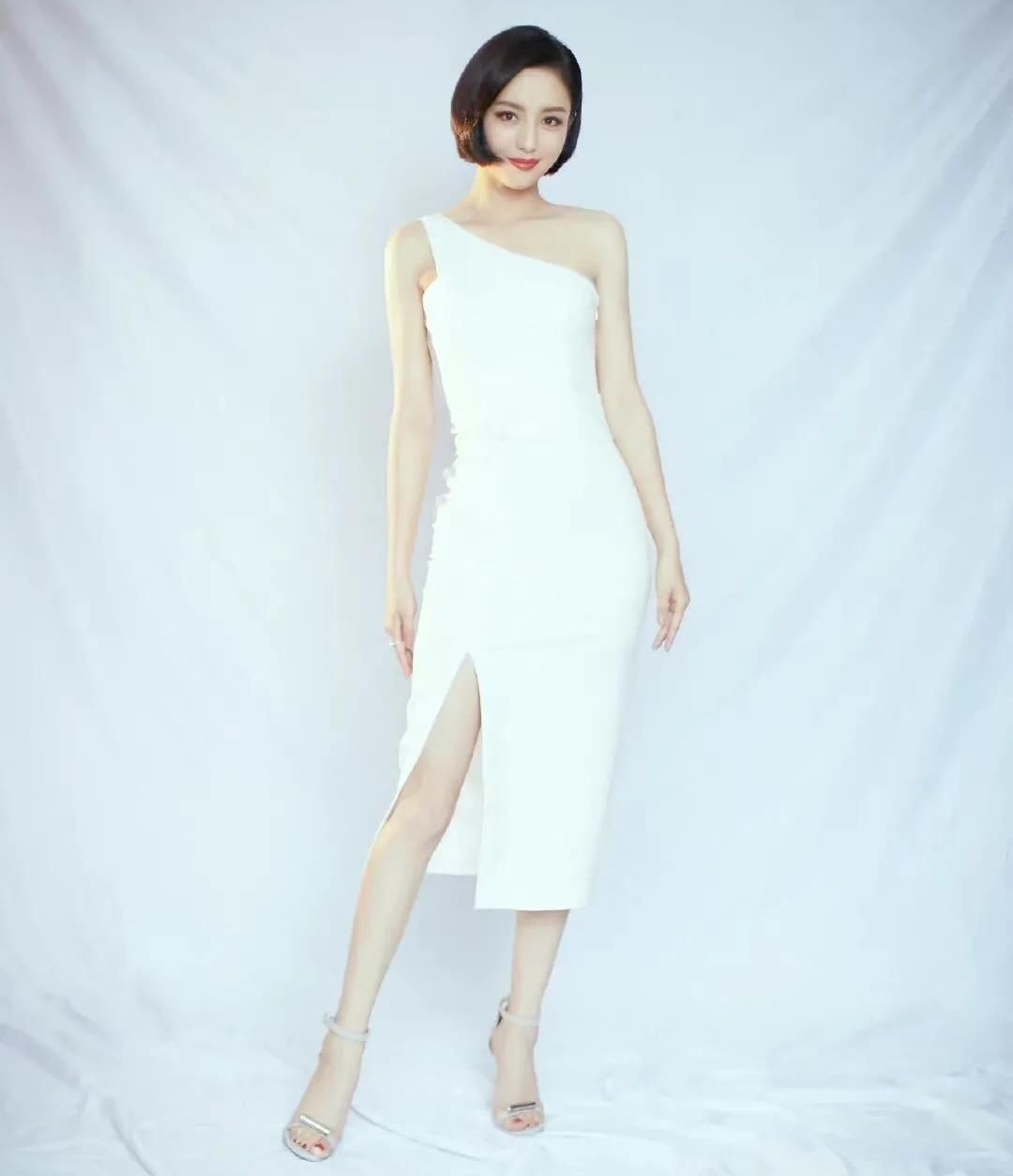 佟丽娅高清优雅迷人写真温婉可人