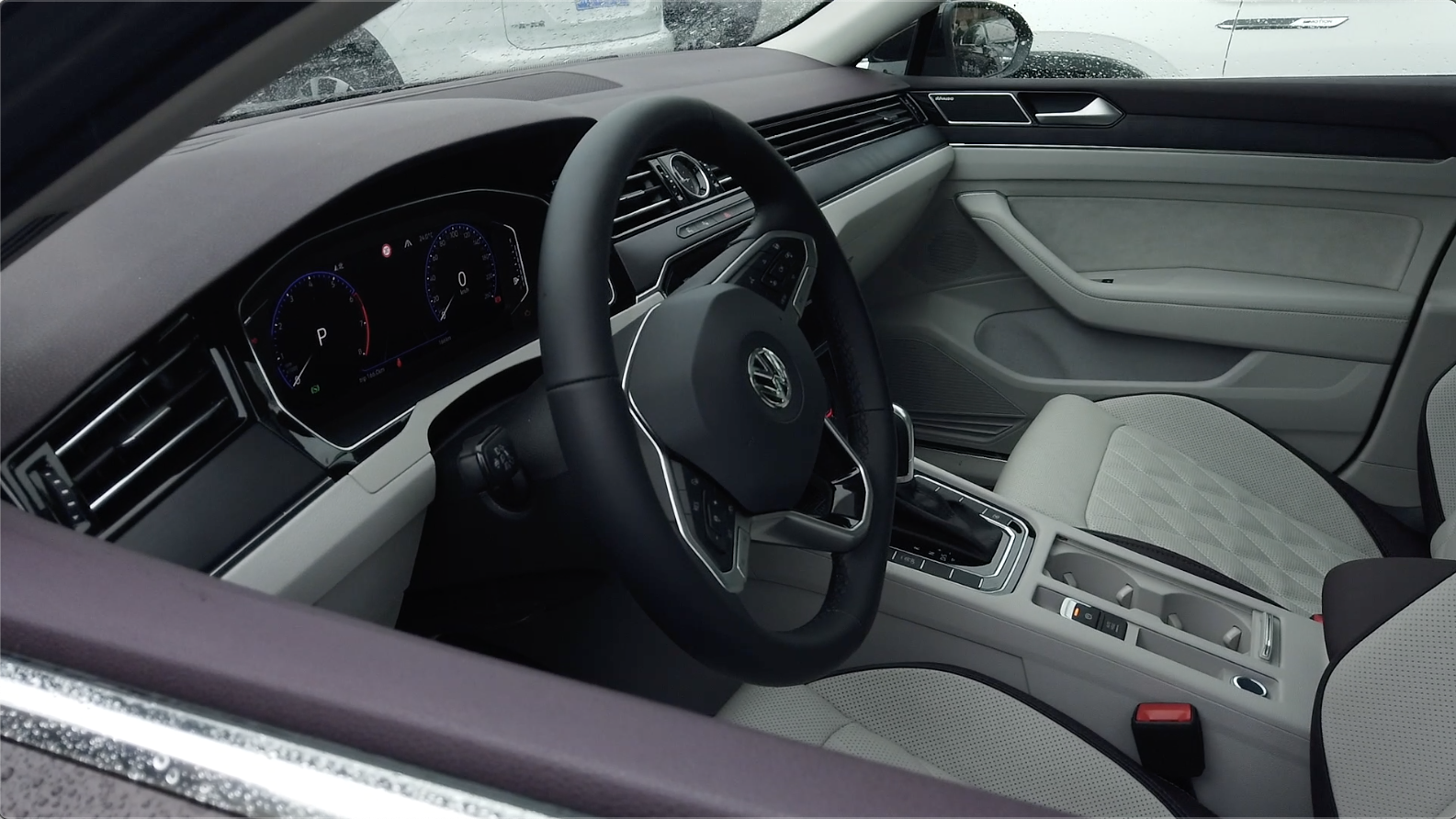 0t迈腾380tsi内饰