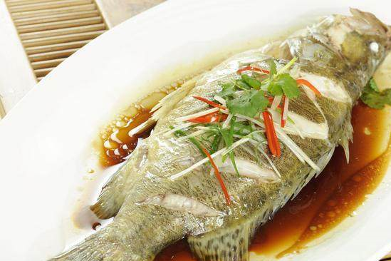 谁在收割城市扩张的红利？揭秘一二线城市外围区域的真实生存图景