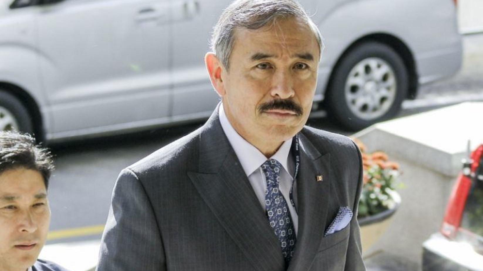 为何美国驻韩国大使哈里斯刮胡子引起韩国热议?