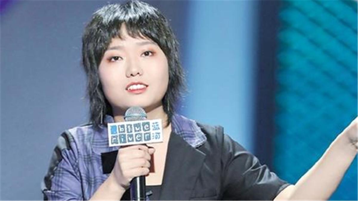 李雪琴超炸脱口秀集锦,隔空喊话曾被她拒绝的男生,我妈让恋爱了