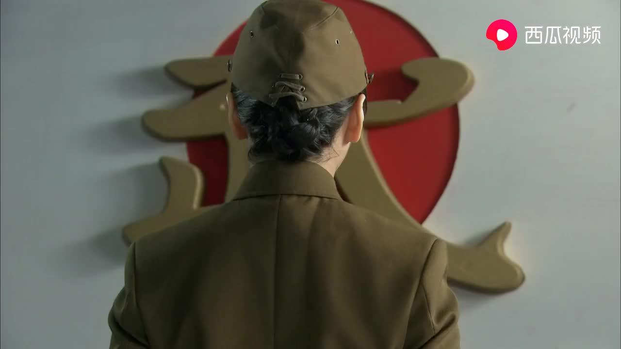 女大佐以日本将军性命做诱饵,谁料日本将军惨死飞刀之下