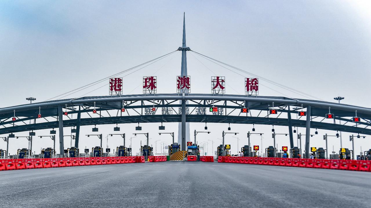 港珠澳大桥口岸珠澳货运通道正式启用
