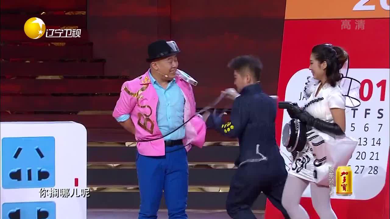 小品蠢得死童鸣携手挑战高晓攀夫妻为圆歌手梦历尽艰辛