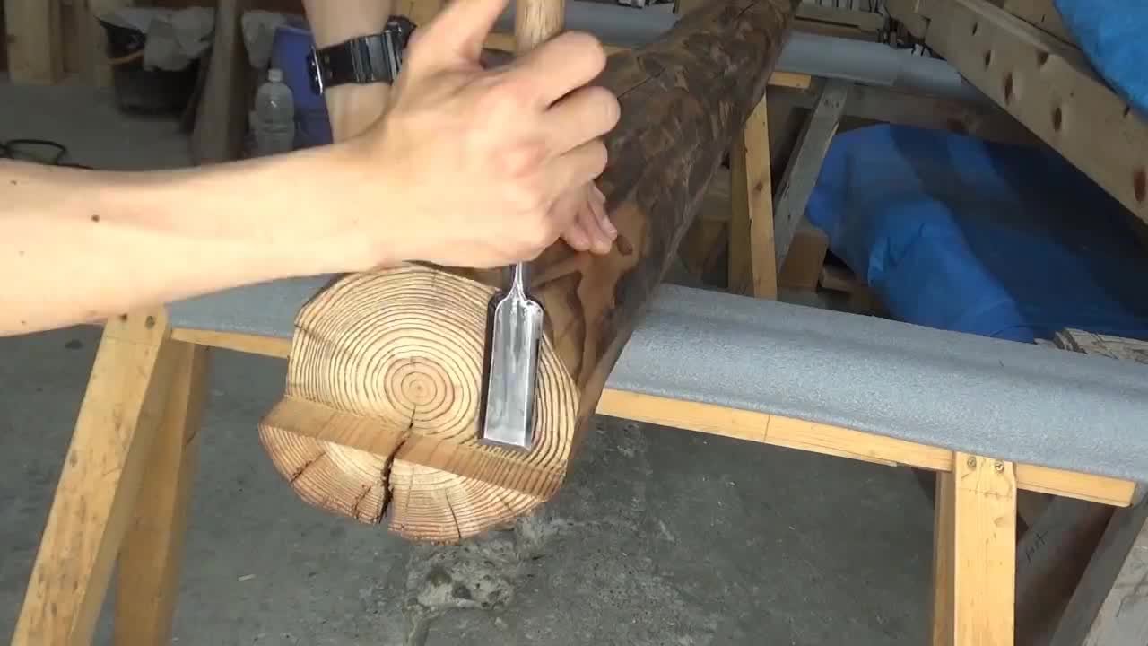 学徒做木工突然间觉得这种锯木头的声音真好听