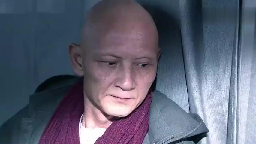 光头特务暗杀司令,不料刚开一枪就被发现,自己成了活靶子