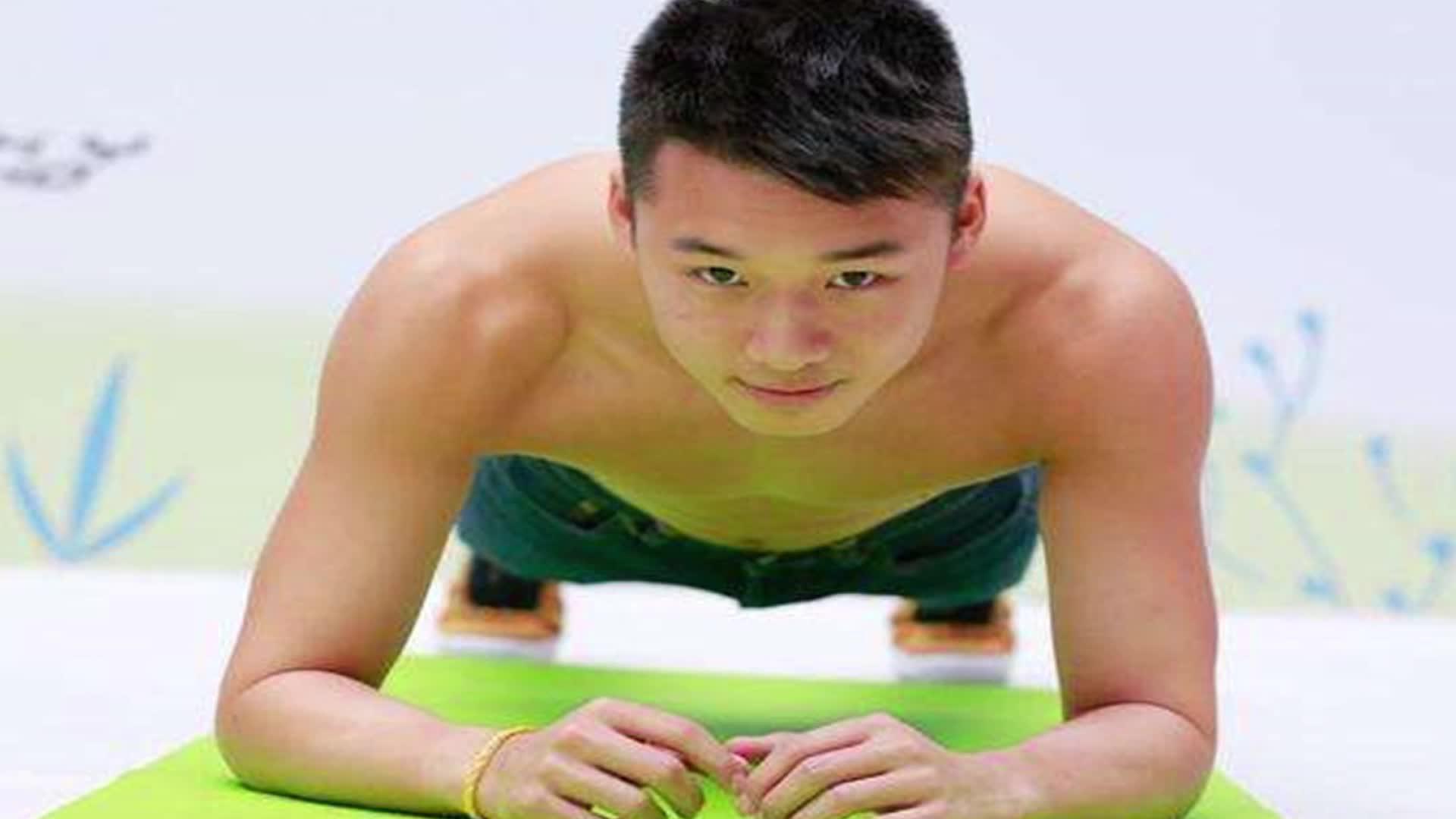 96秒的成绩刷新全国记录 00:53 陈艾森冠军达标赛成绩向好 有信心东京