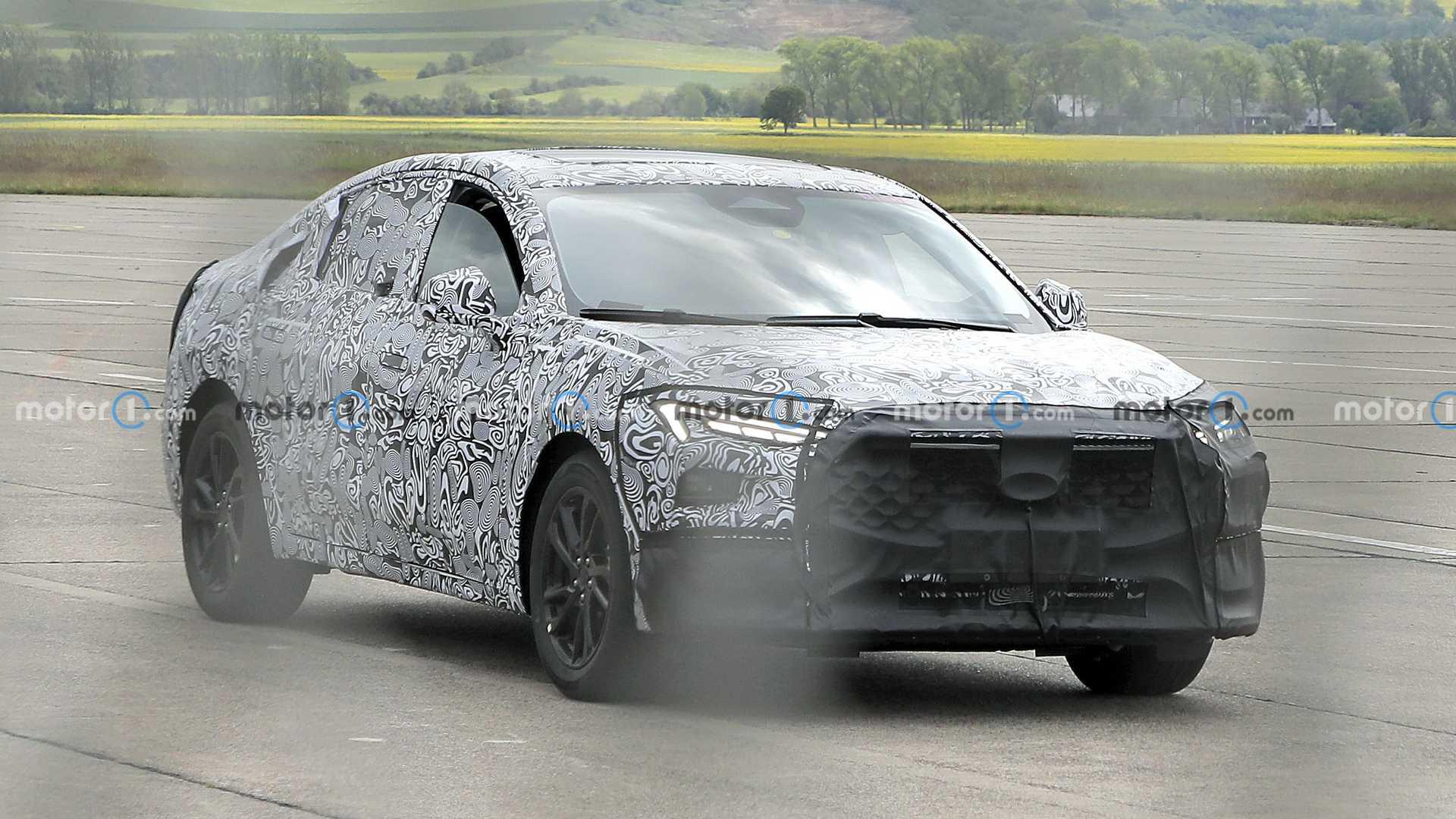 轿车版evos 全新蒙迪欧谍照曝光-视频版