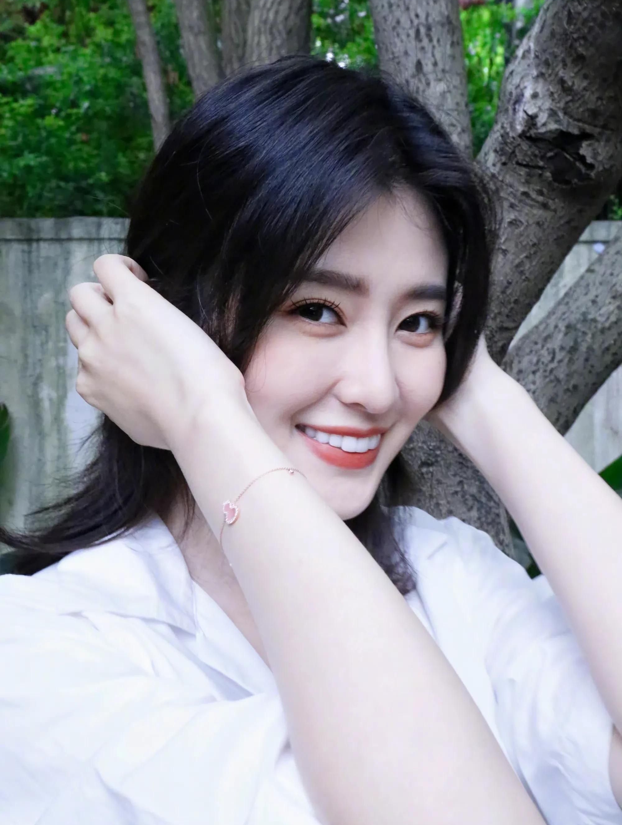 乔欣,惊艳迷人,俏丽多姿的写真集!_高清图集_新浪网