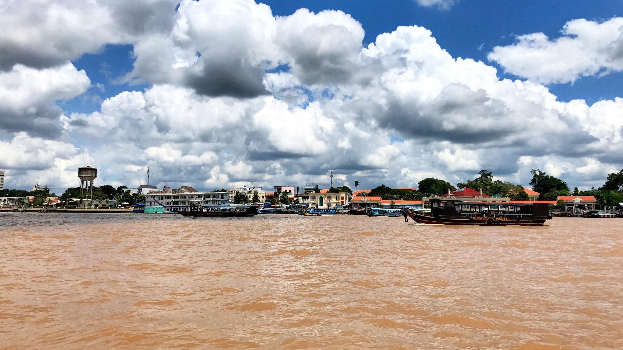 湄公河三角洲为什么又叫做九龙江平原?