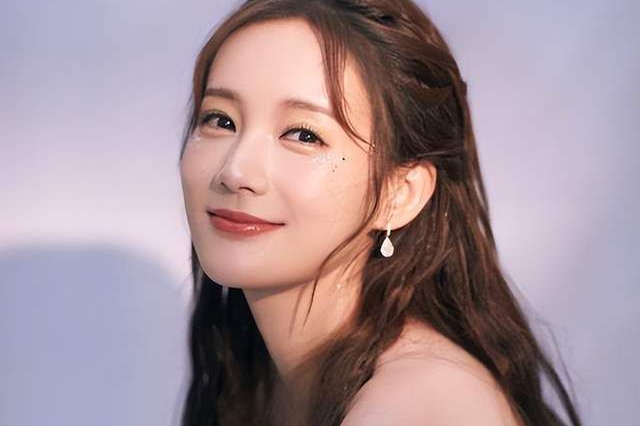 红了真好！狂飙四美后续：有人直接成了女主，有人时装周美出圈|曲栅栅|狂飙|后续_新浪新闻