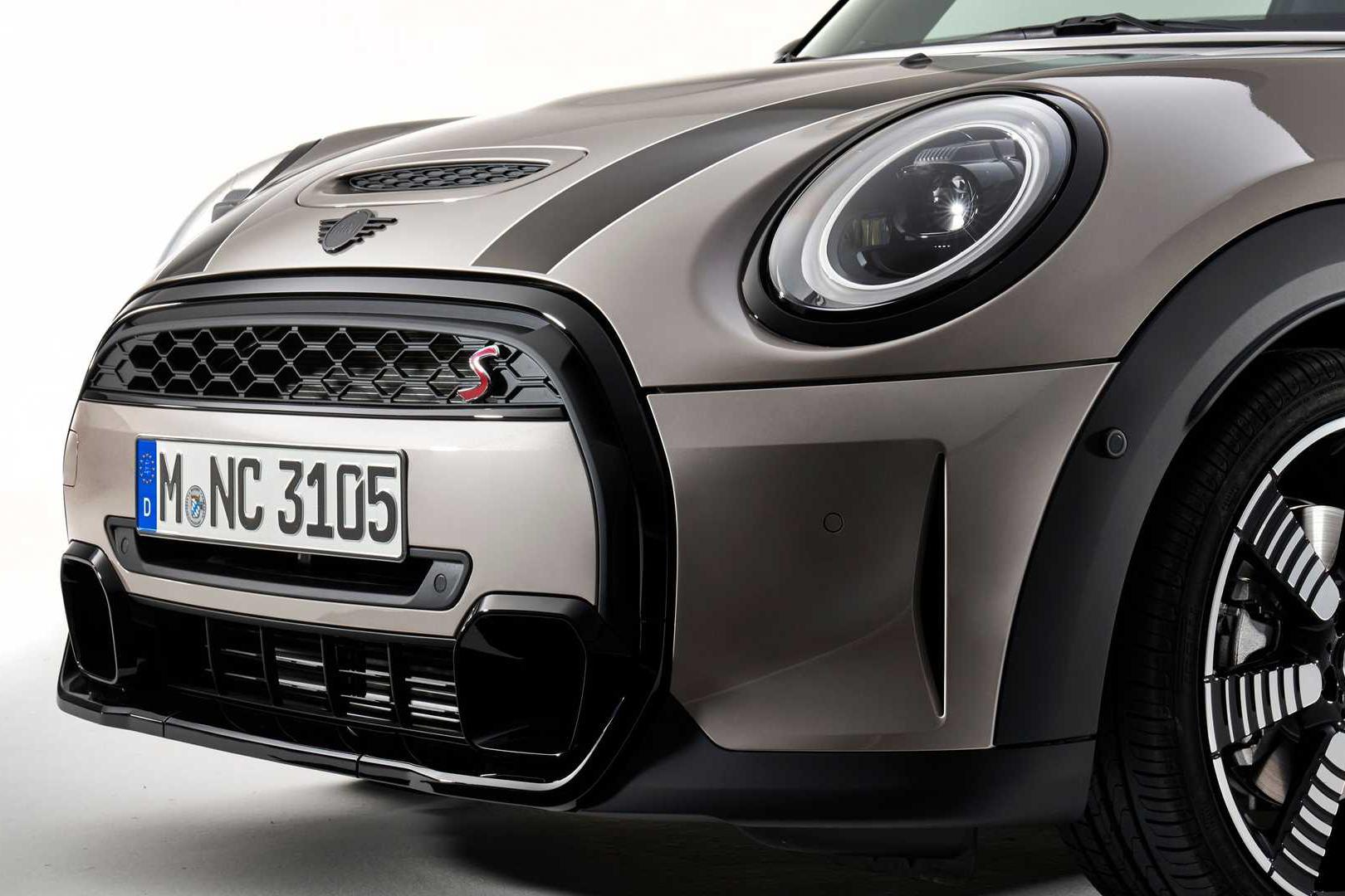 宝马mini2022款价格多少 MINICOUNTRYMAN2022款落地多少钱