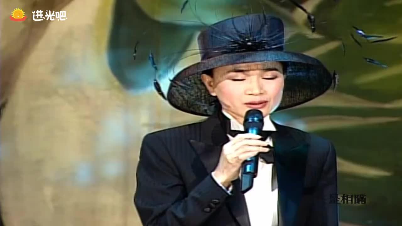 00:00 03:46 03:46 为您推荐: 凤飞飞经典歌曲《敲敲门》太过经典了