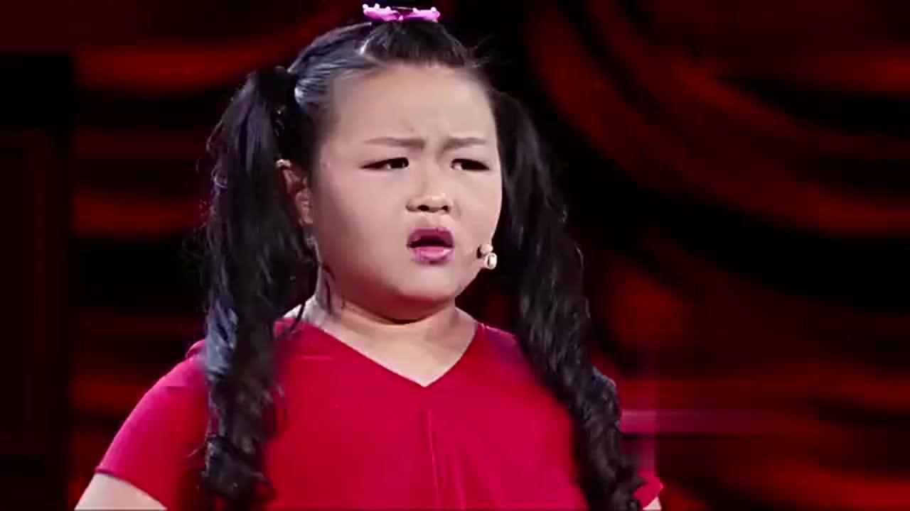 小姑娘前途无量,8岁东北小胖丫幽默感十足,嘴皮子溜到飞起