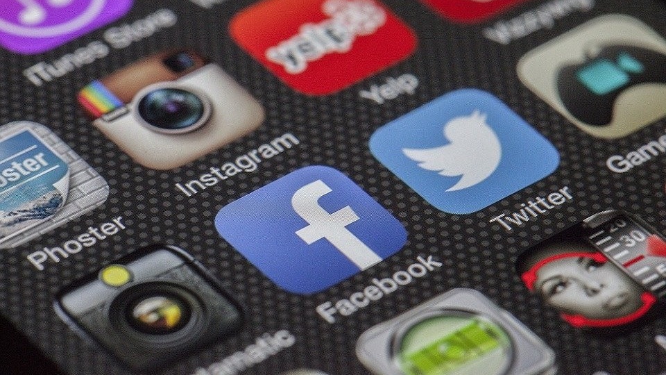 脸书正面临信用破产危机 Facebook 脸书 新浪科技 新浪网