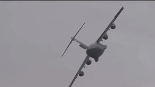 飞机空难现场视频集锦|空难_新浪新闻