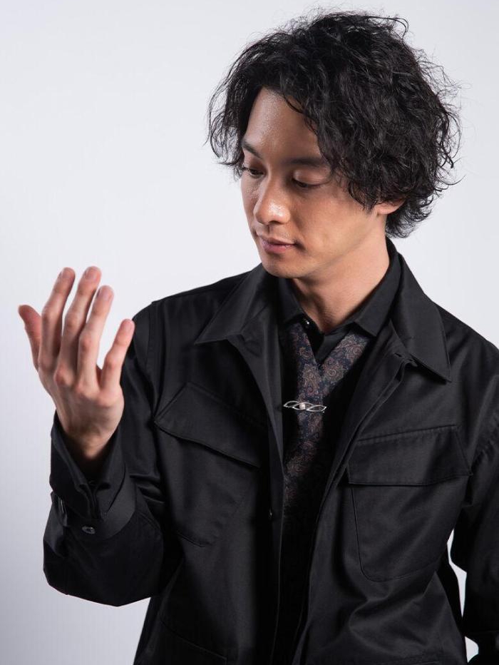 假面骑士ooo主演渡部秀特别访谈及现照公开12年后颜值身材不变