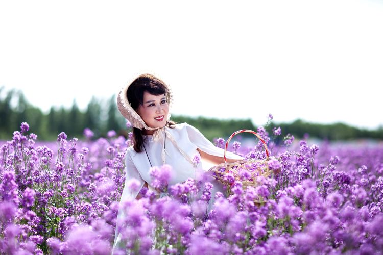 人像摄影组图心有琴弦绽放着自己美丽的女人花