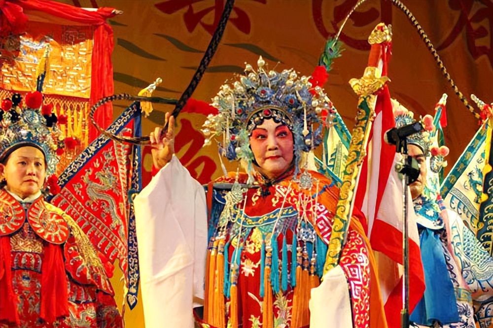 国宝级豫剧大师马金凤去世,拜梅兰芳为师,代表作《穆桂英挂帅》