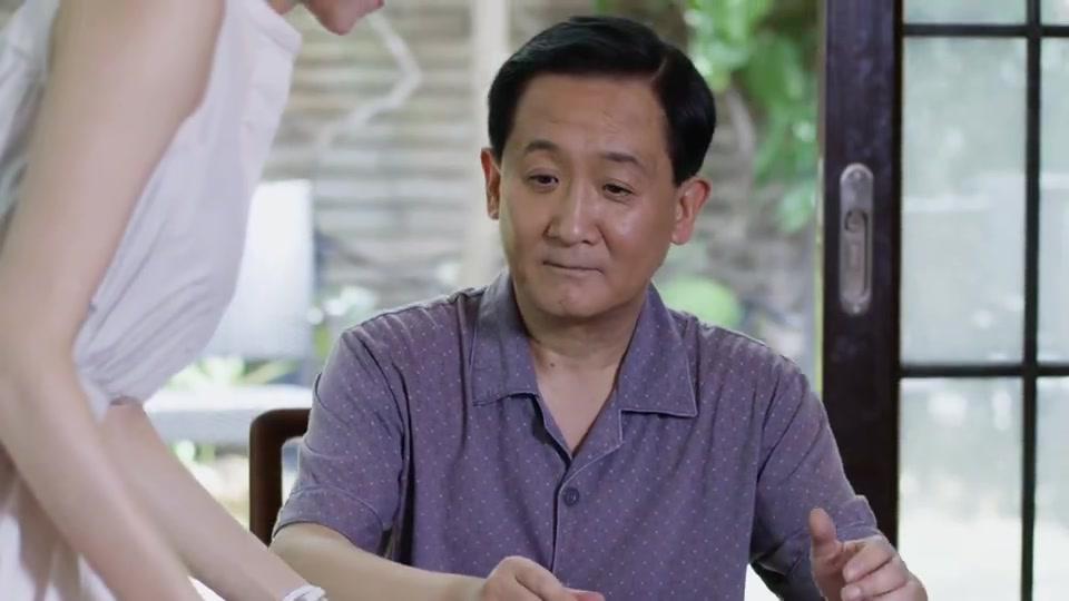 汪文斌厉声驳斥"反将一军" 为您推荐: 网曝某景区抢车位引发冲突,最终