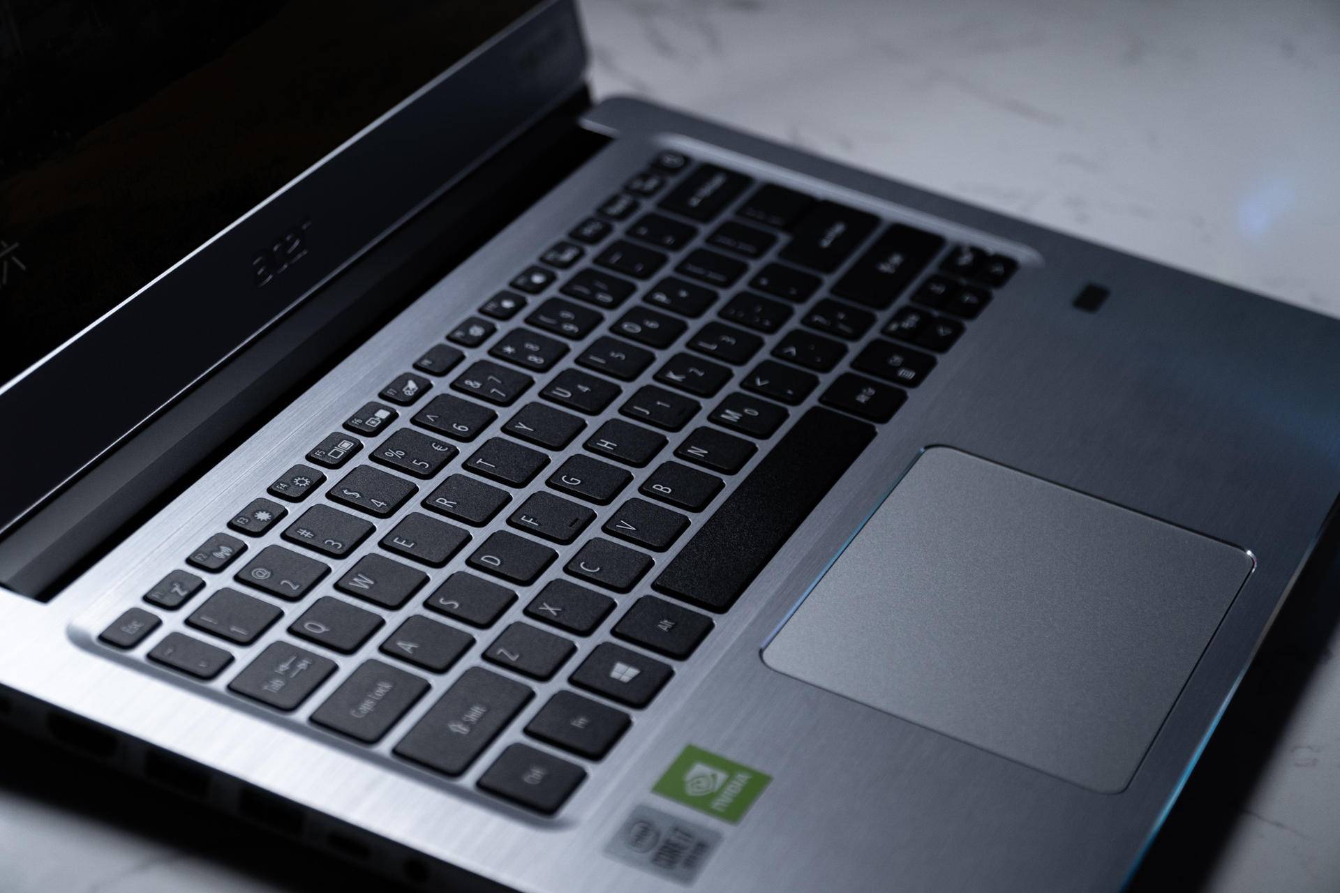 不到5k的全金属i7独显轻薄本——宏碁 墨舞 ex214开箱体验