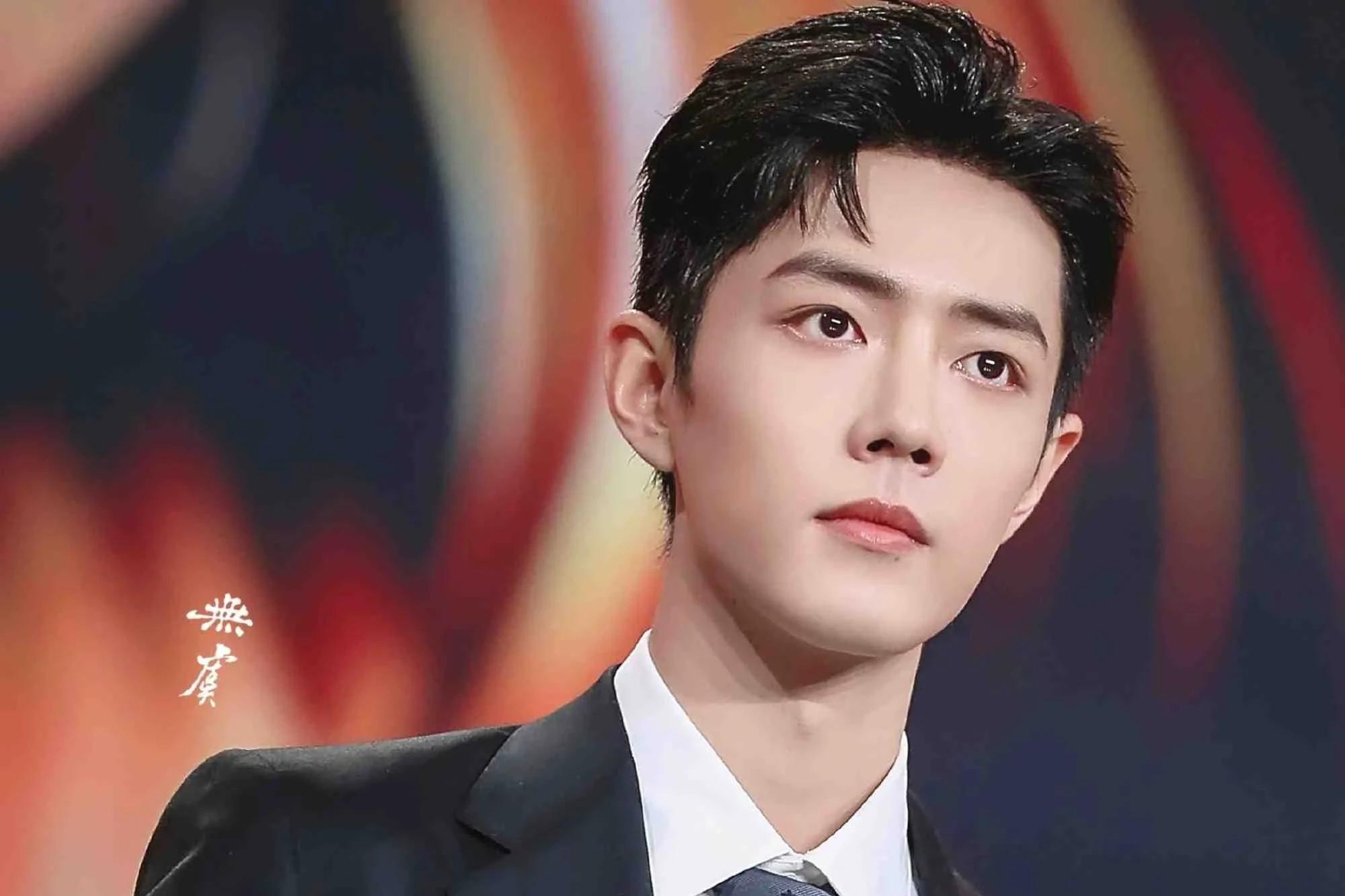 奔驰C级1.5T轿跑颜值动力哪个更吸引小姐姐 宝马4系和奔驰C级的颜值差异表现在哪