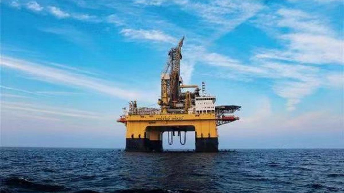 中国南海蓝鲸1号钻井平台耗资70亿美元真正海上巨无霸