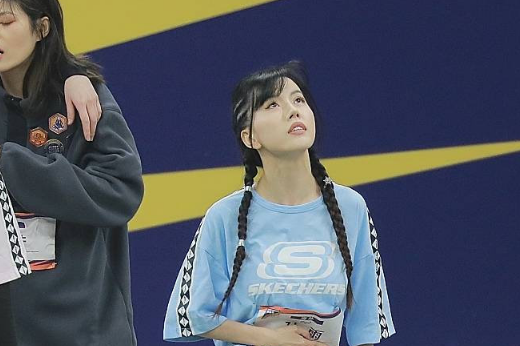 By2孙雨承认与王力宏曾交往但未介入他婚姻,直指李靓蕾误导大家|孙雨|李靓蕾|王力宏_新浪新闻