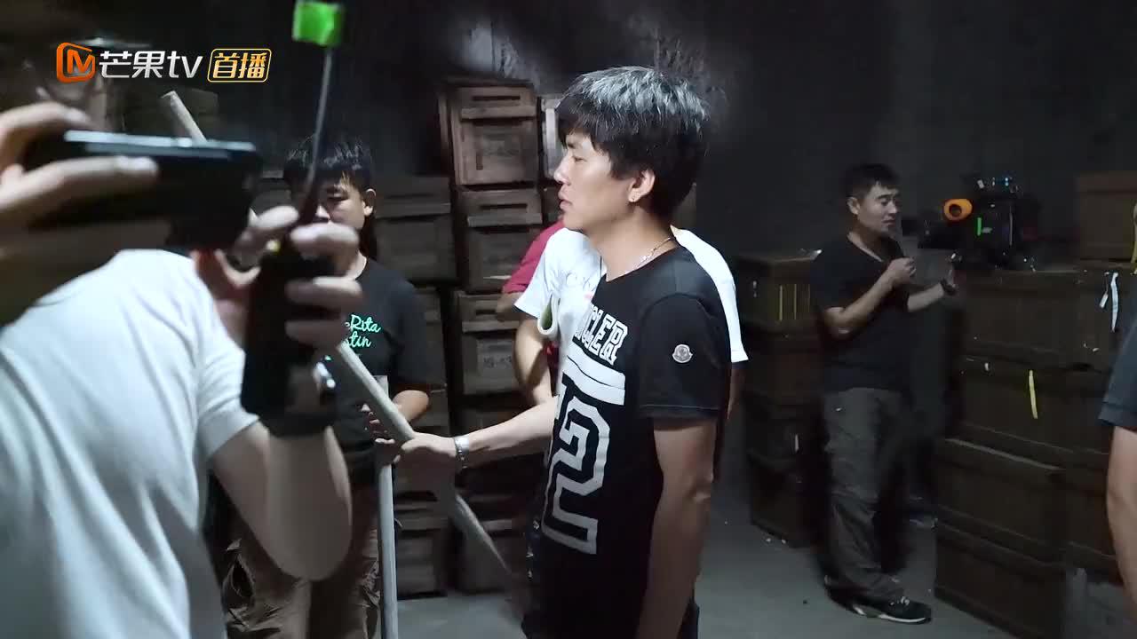 《隐秘而伟大》花絮:导演太会演了怎么办?