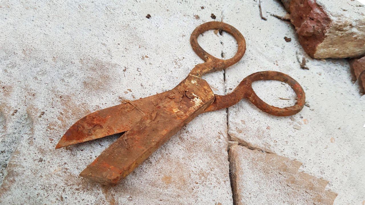 大神修复了一把生锈的剪刀,翻新过程极度舒适