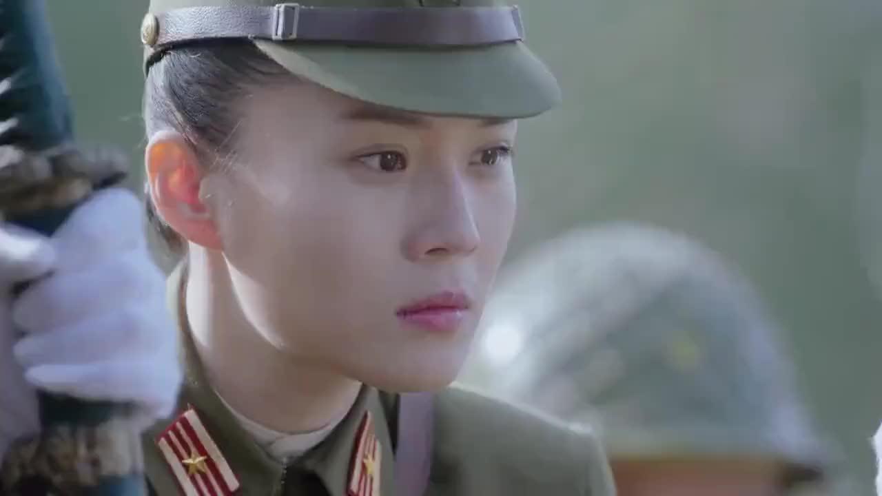 女特务身穿日本军装干掉一帮鬼子,打出了中国人的威风,厉害!