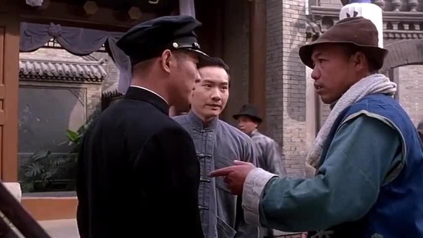 陈真坐黄包车到精武门,不料拉车师傅竟给他介绍别的武馆,气坏了