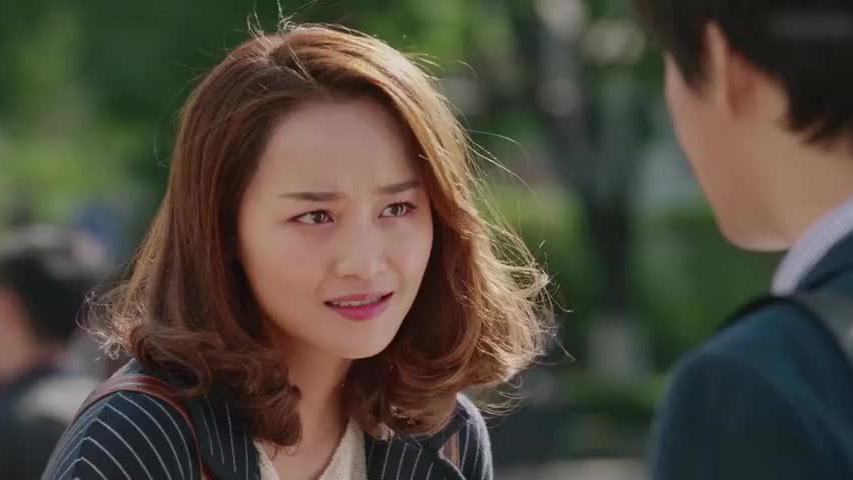 盛开去民政局看了一眼,没想到耀辉就在那等着她,当场就要登记