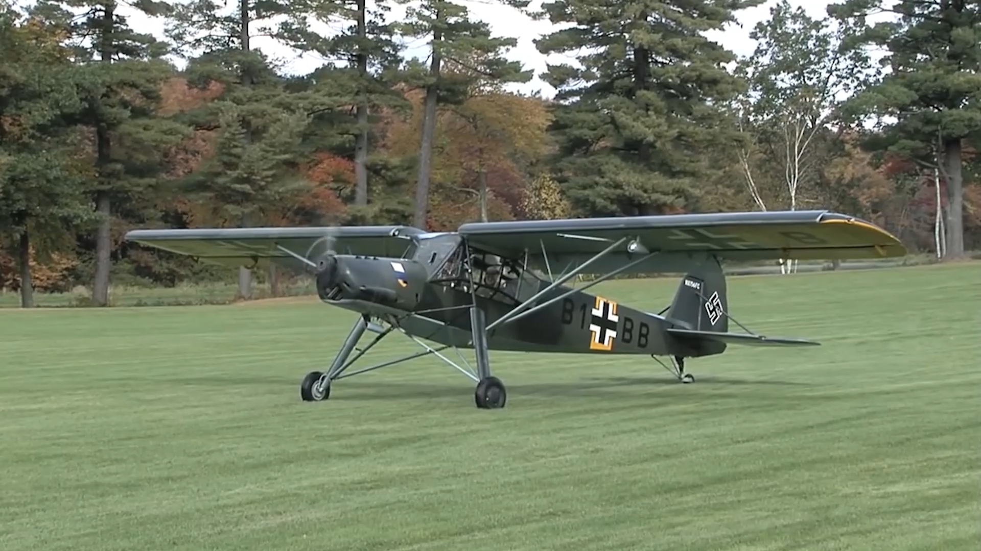 二战期间的经典战机,德国fi156白鹳式飞机试飞!