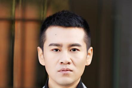 徐子崴身份背景曝光,难怪王小玮急着离婚,玖月奇迹只是遮羞布?