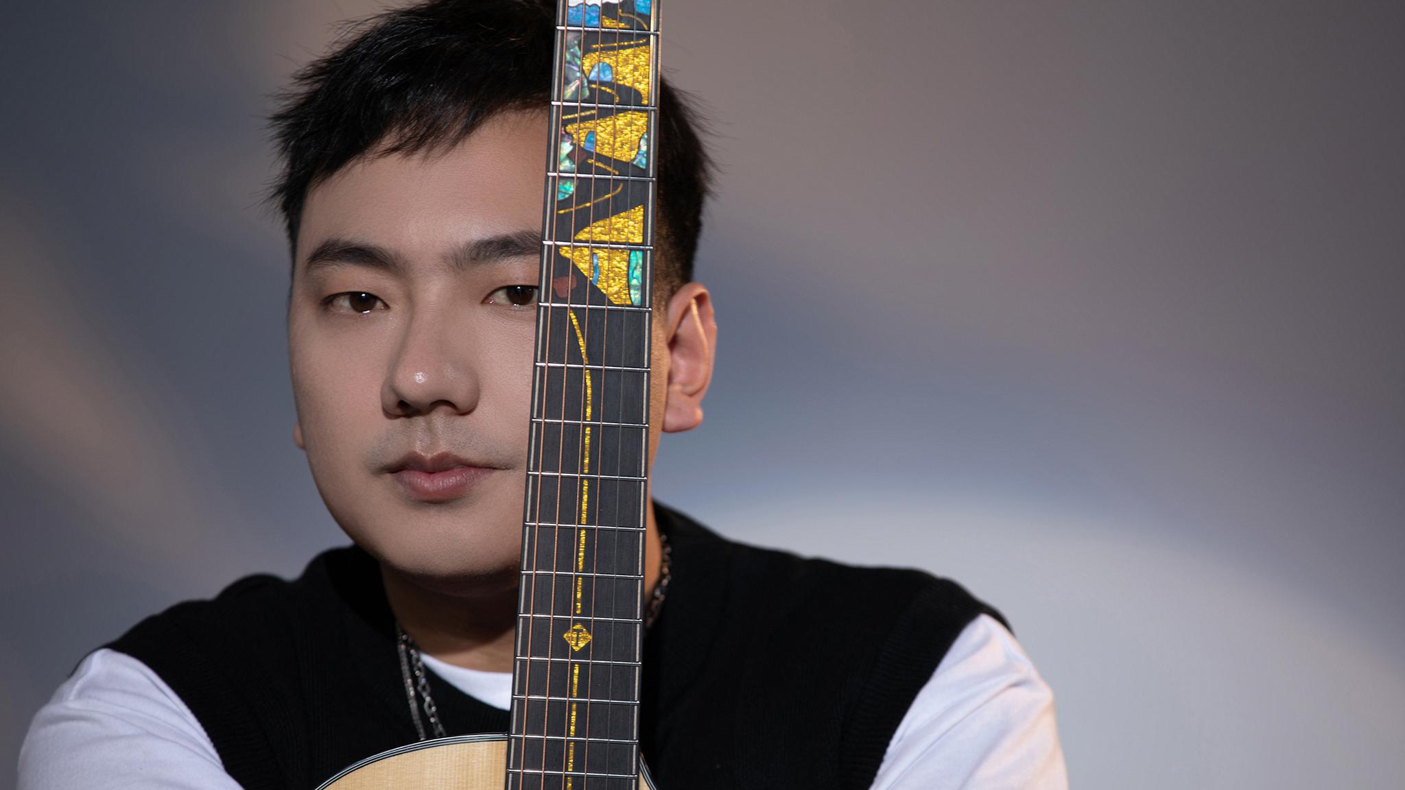 海来阿木再推新歌《一腔少年》,诗人才情肆意挥洒