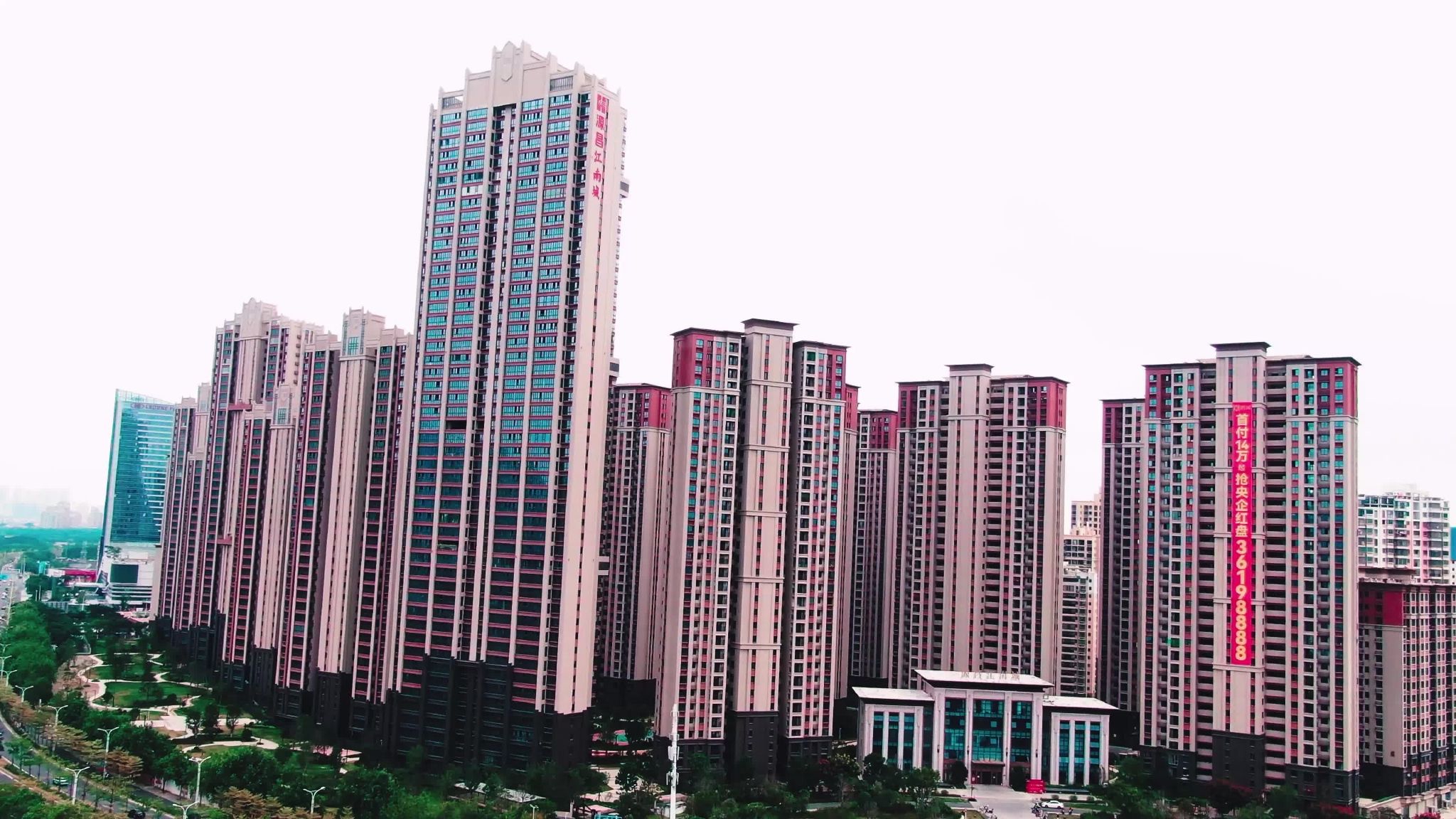 鸟瞰福建大泉州最美风光的江滨之城,快速崛起的高楼与菜地并茂