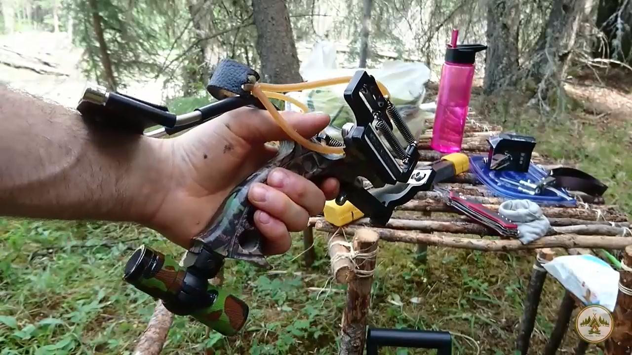 弹弓也能玩出新花样这么高级的弹弓你见过吗