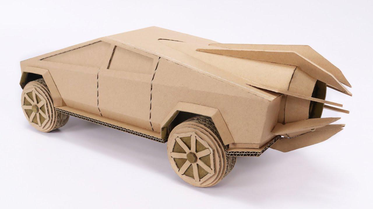 用纸板和20000根火柴制作的赛车点燃那一刻激动人心