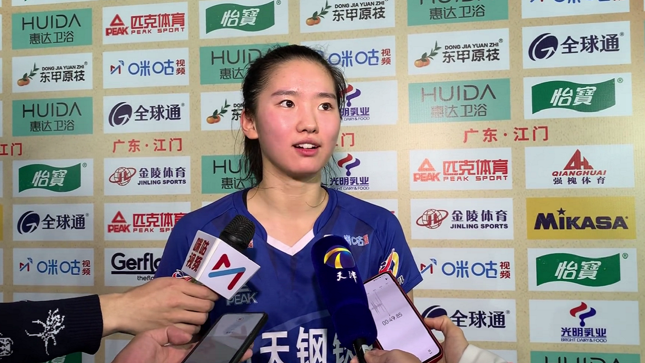 倪非凡!争冠赛首战发挥超神永勇!听听小妮子的赛后采访