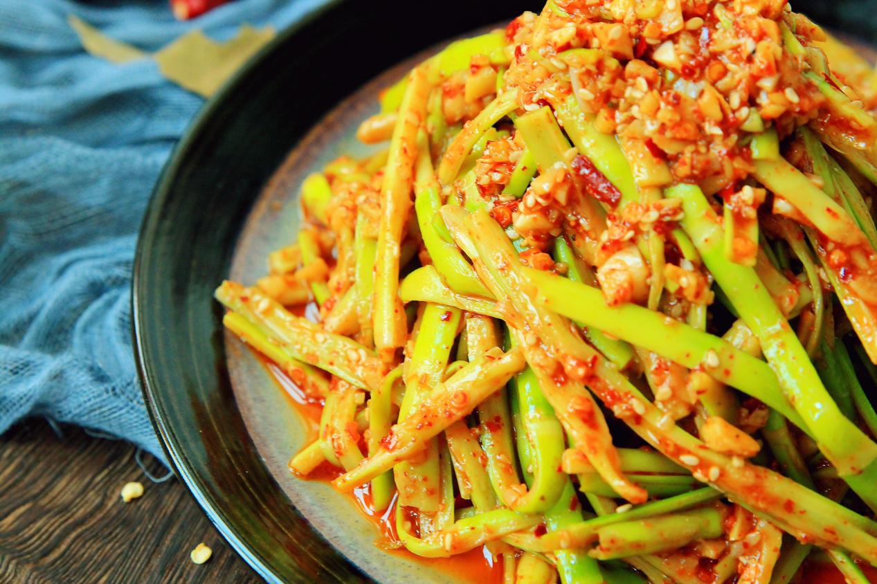 凉拌小竹笋,减肥必备菜,低脂营养又好吃,做法也简单,学会不亏