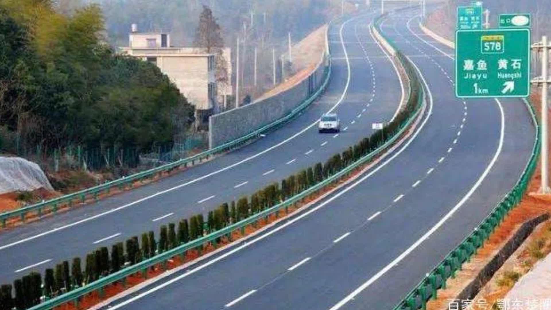 再也蹭不了免费高速了 5月6日起全国收费公路恢复收费