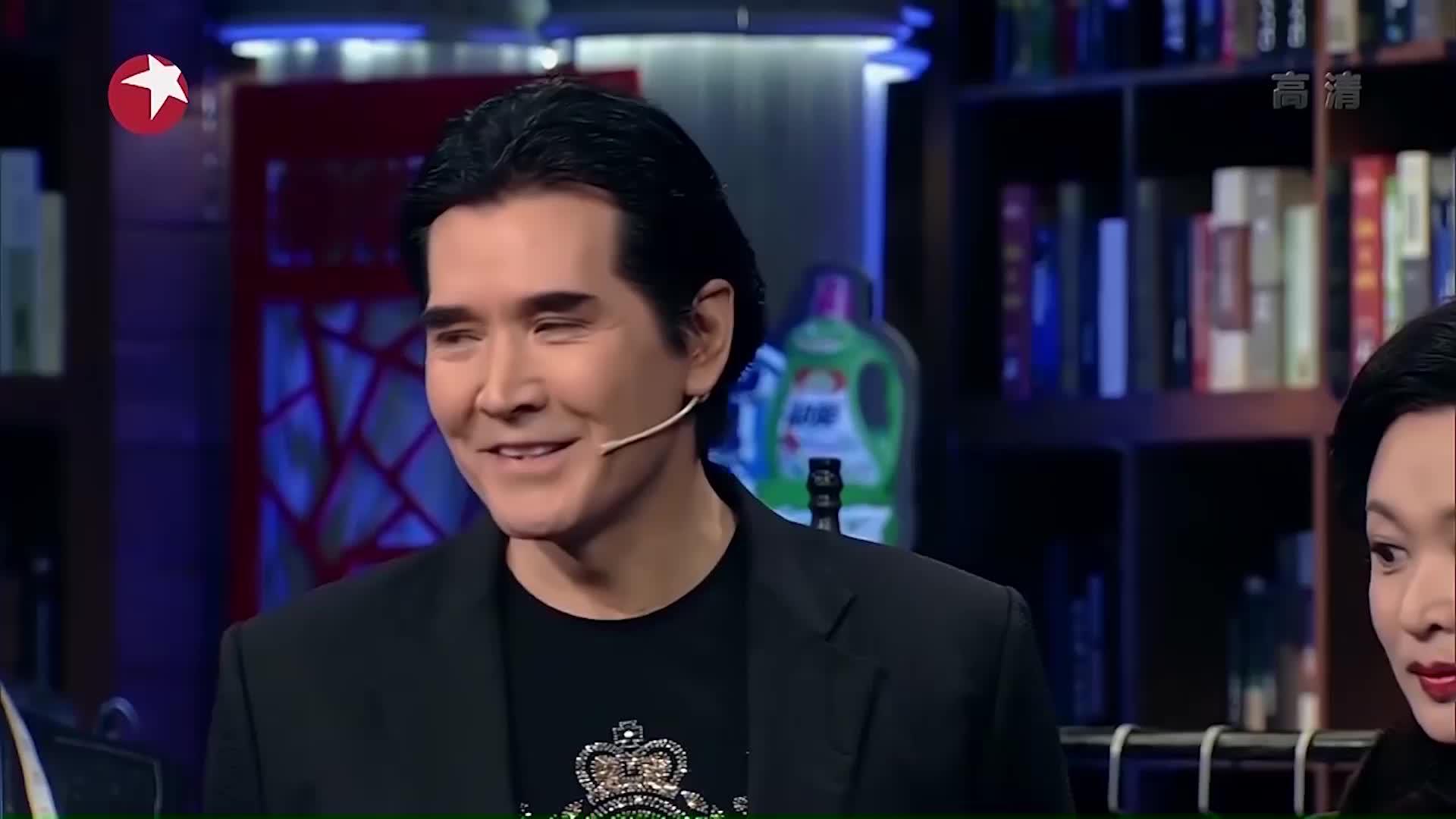 金星秀:费翔一转身,金星呼吸都不顺畅了,这是见到男神的样子!