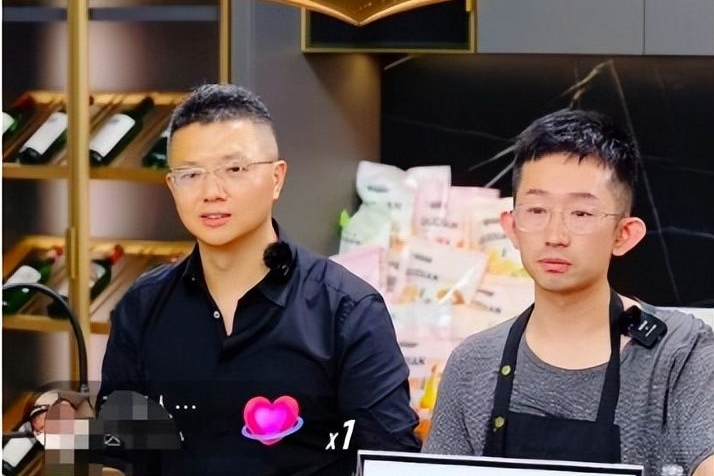 趣店被指收割完大学生又收割宝妈 傅首尔、贾乃