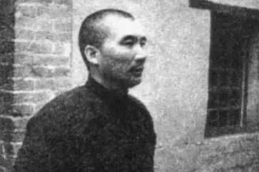 1948年济南战役,回天乏术的王耀武,为何没有带着10万部队逃跑?|济南市|山东省|徐州市|撤守|北逃_新浪新闻