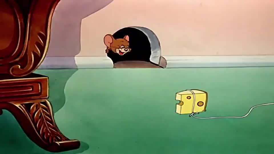 猫和老鼠杰瑞突然隐形了还吃了奶酪汤姆也没发现他