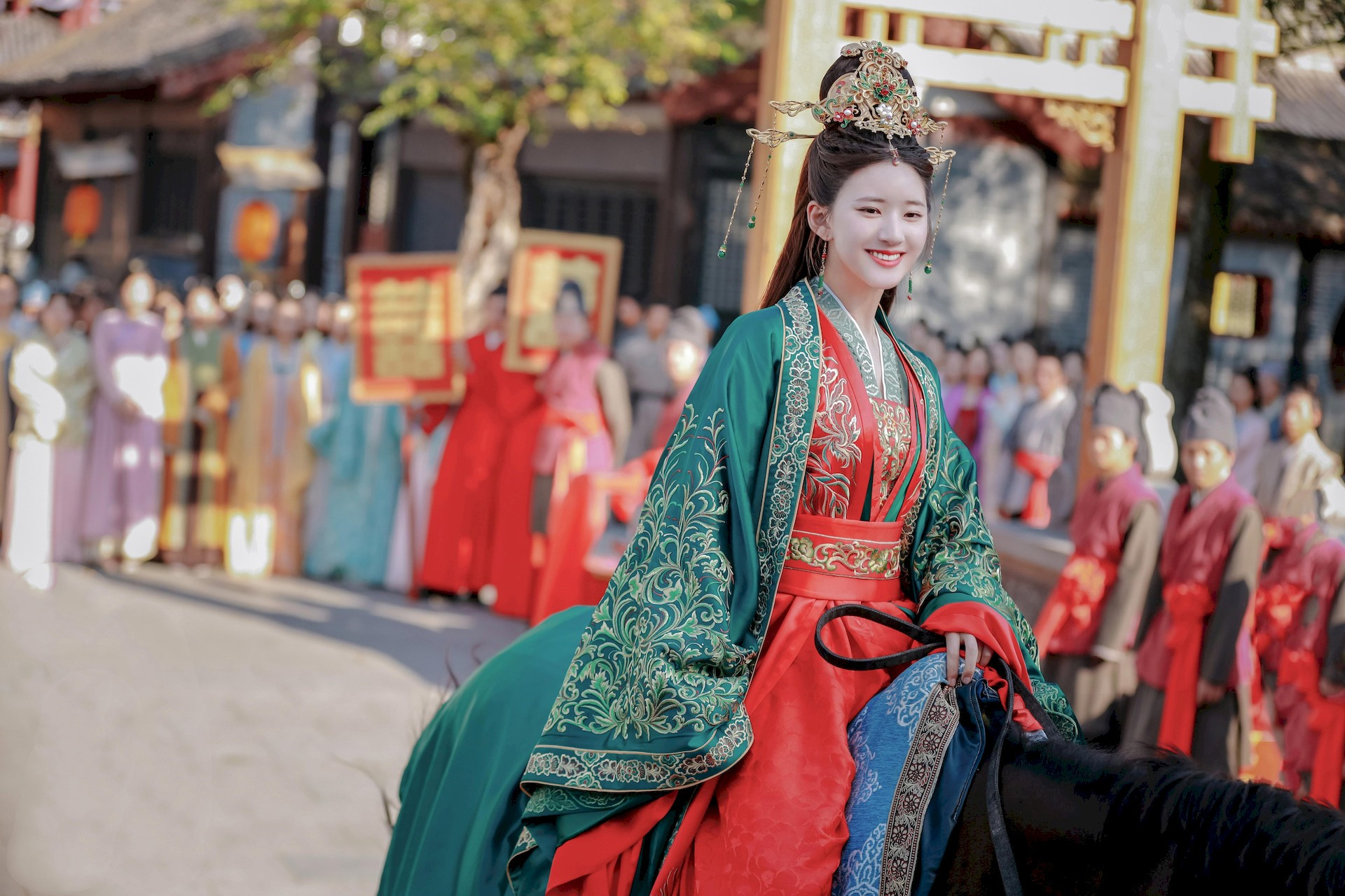 没觉得赵露思的造型有多好看,顶多就是觉得挺可爱,不过在《长歌行》中