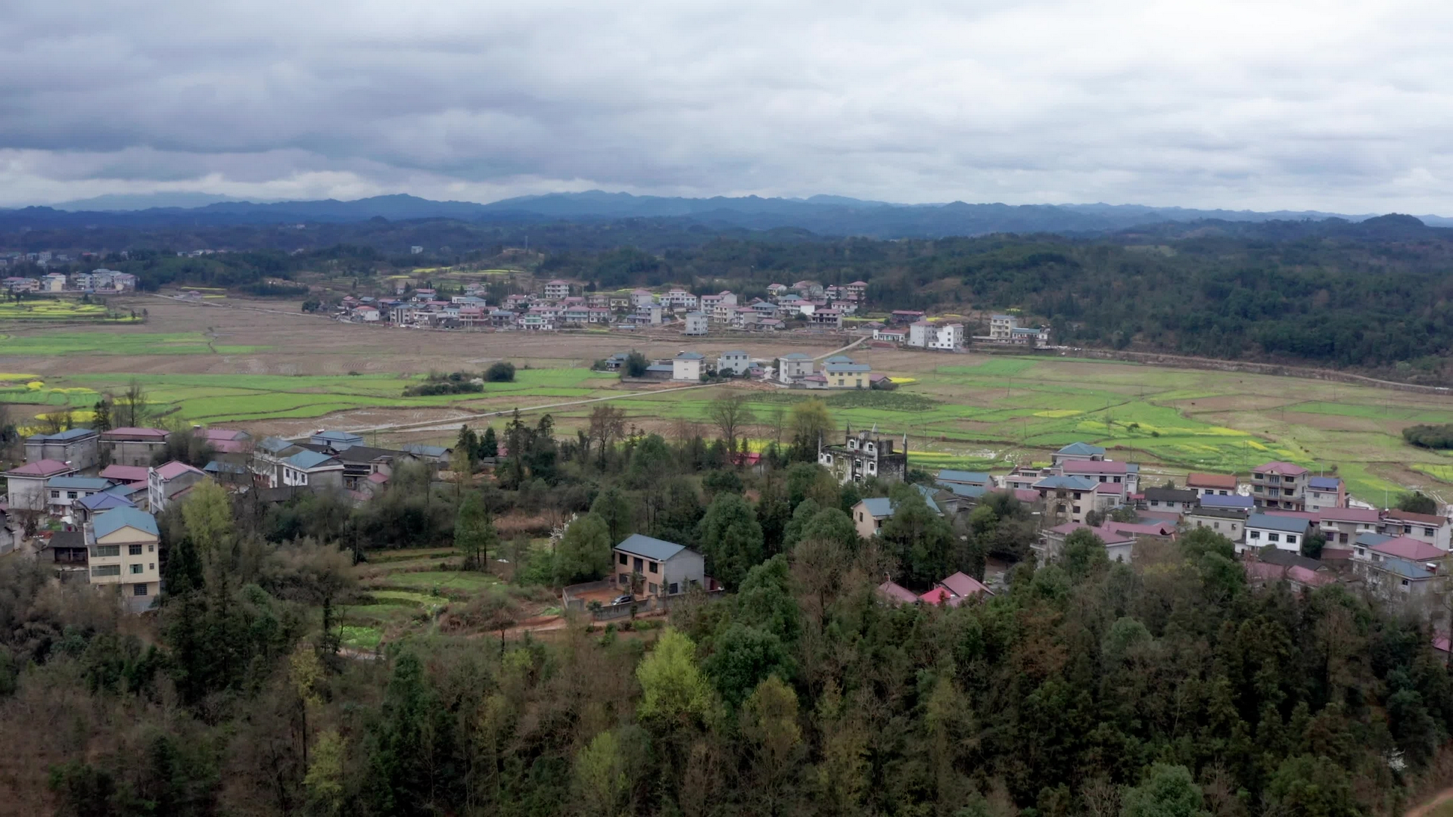 辰溪县潭湾镇圆家坪村